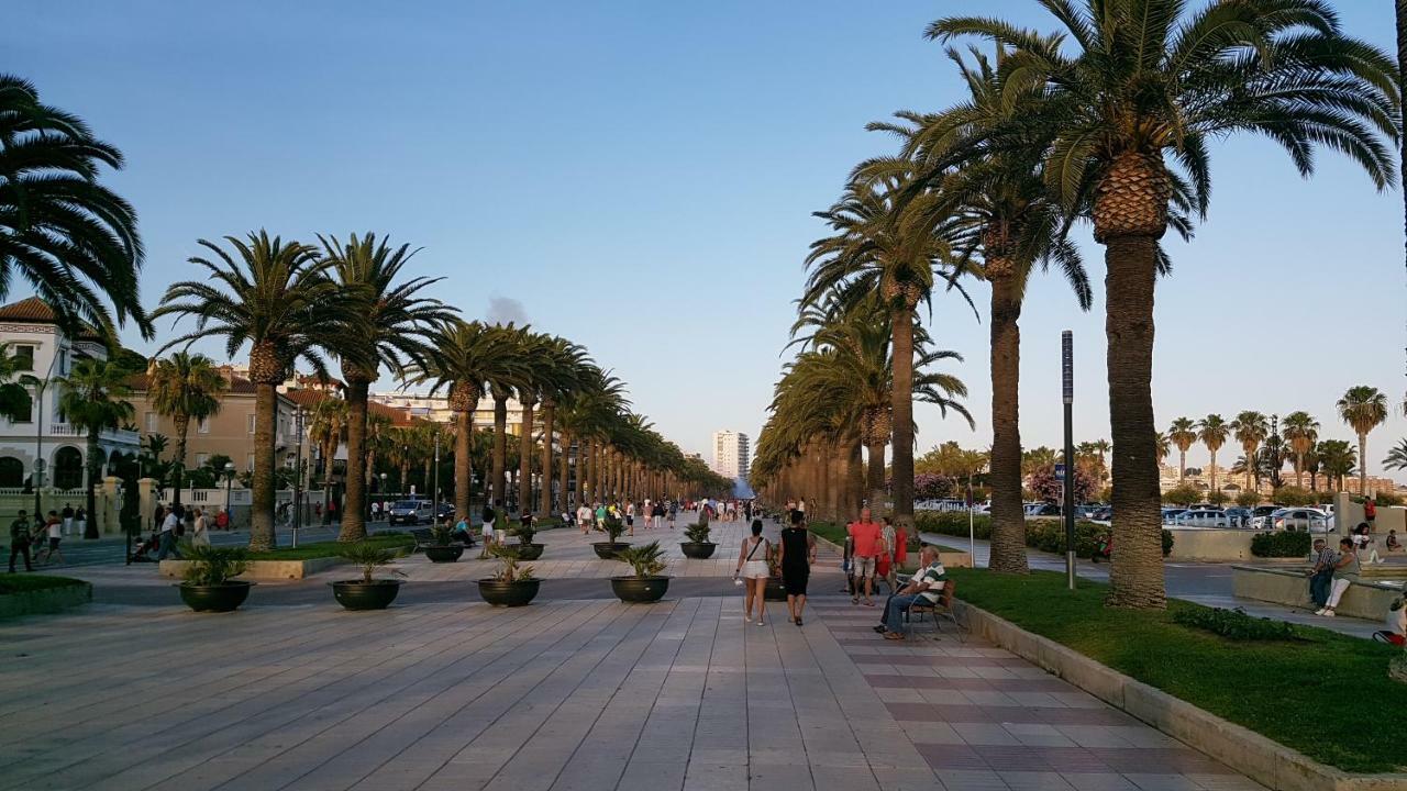 Marathon Center Salou Near Port Aventura Apartamento Exterior foto